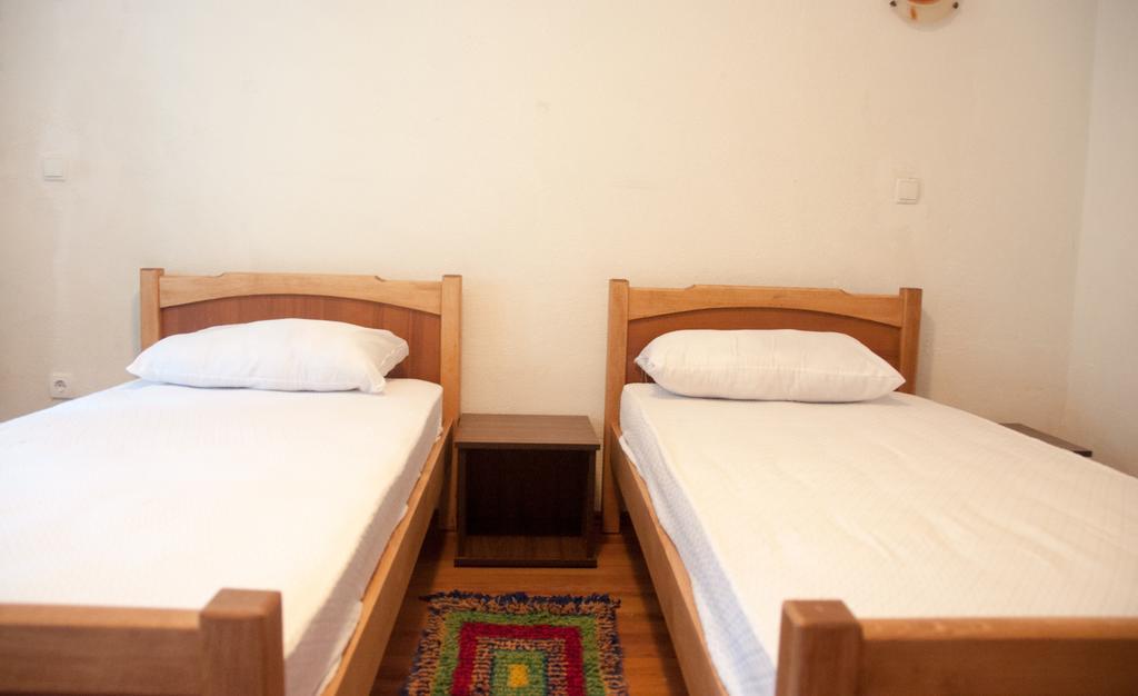 Aste Guesthouse Tropoje ห้อง รูปภาพ