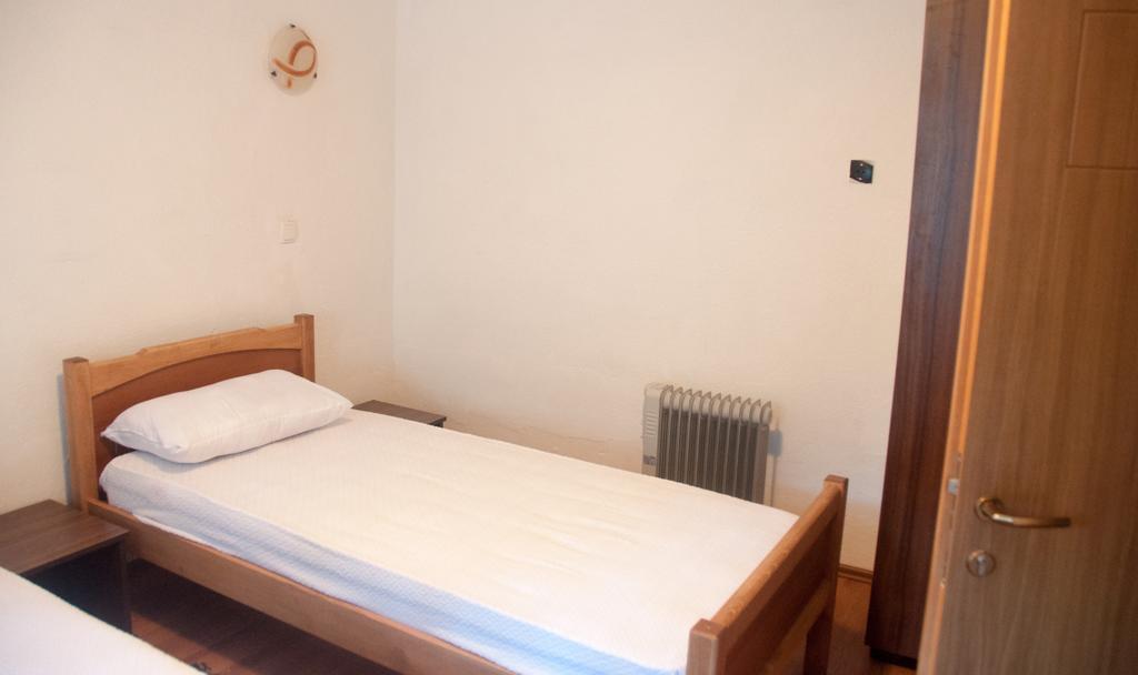 Aste Guesthouse Tropoje ห้อง รูปภาพ