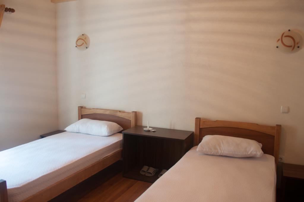 Aste Guesthouse Tropoje ห้อง รูปภาพ